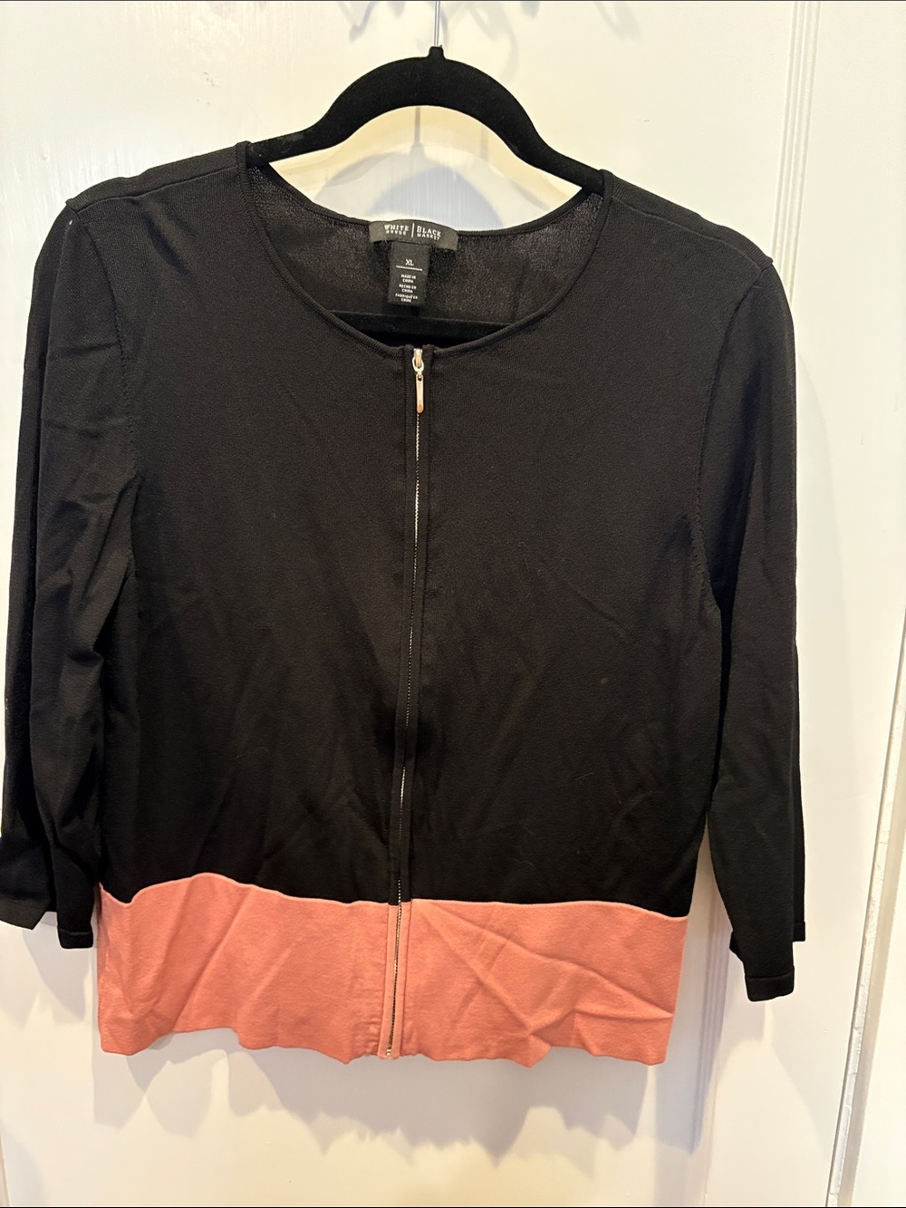 White House Black Market Black and Pink Zip-Front Sweater BN533